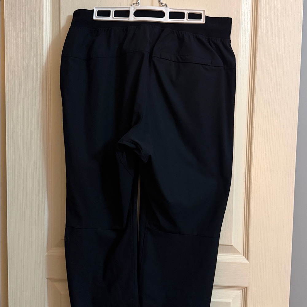 LULULEMON | Men's ABC Joggers size Large - Picture 9 of 13